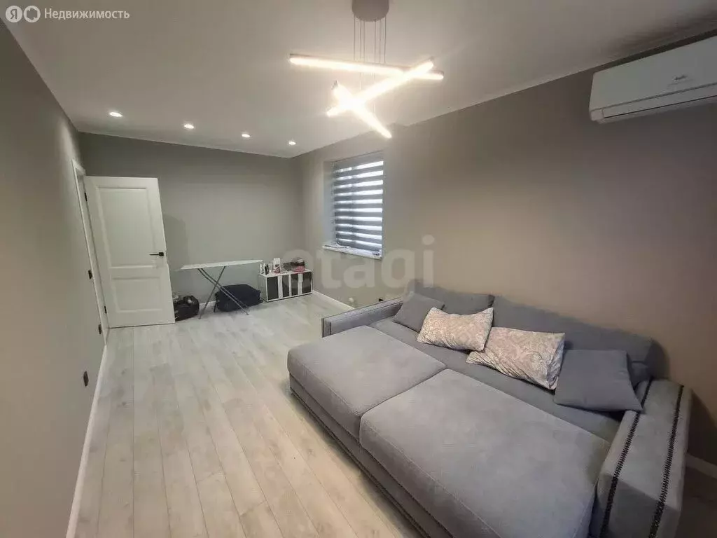 2-комнатная квартира: Конаково, улица Набережная Волги, 33 (51 м) - Фото 1