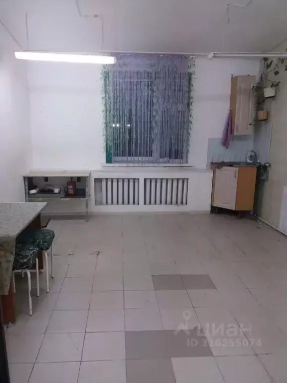 Помещение свободного назначения в Саха (Якутия), Якутск ул. Хабарова, ... - Фото 1