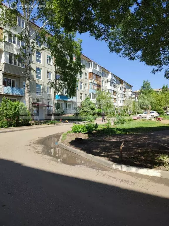 4-комнатная квартира: Омск, микрорайон Солнечный, улица Комкова, 3 ... - Фото 2