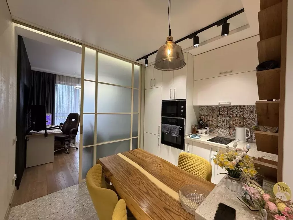 2-к кв. Крым, Ялта муниципальный округ, Виноградное пгт ш. ... - Фото 1