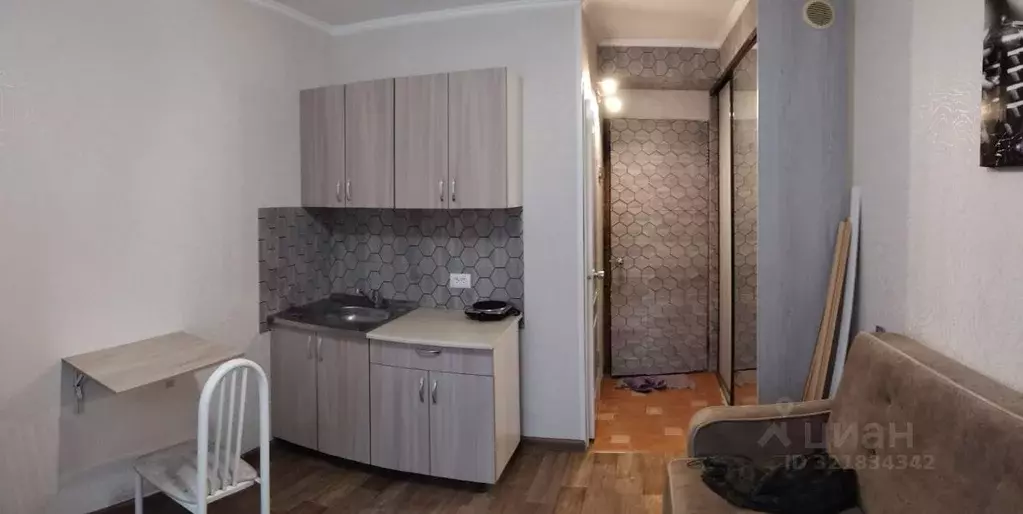 Студия Красноярский край, Красноярск ул. Рокоссовского, 18 (12.0 м) - Фото 1