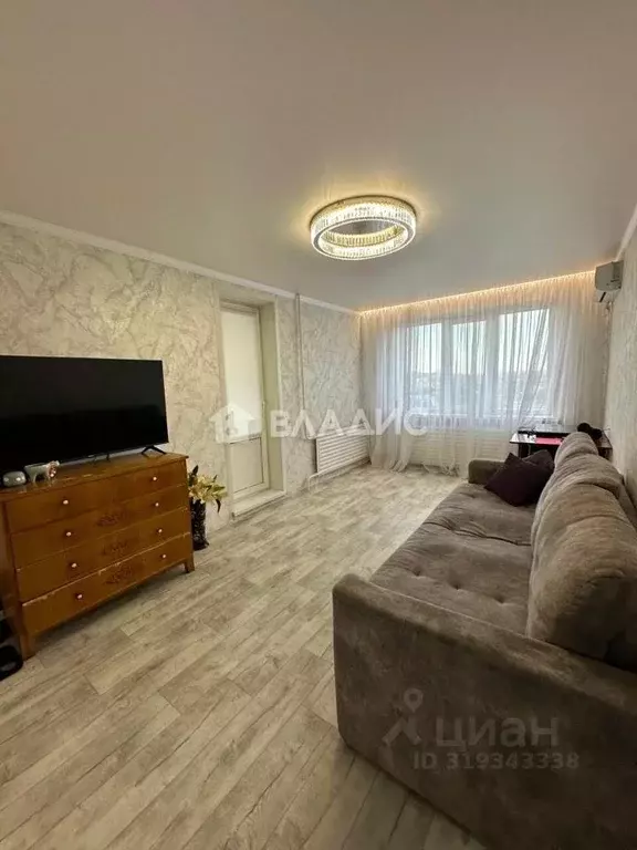 2-к кв. Оренбургская область, Орск Новый город мкр, ул. Ялтинская, 99 ... - Фото 0