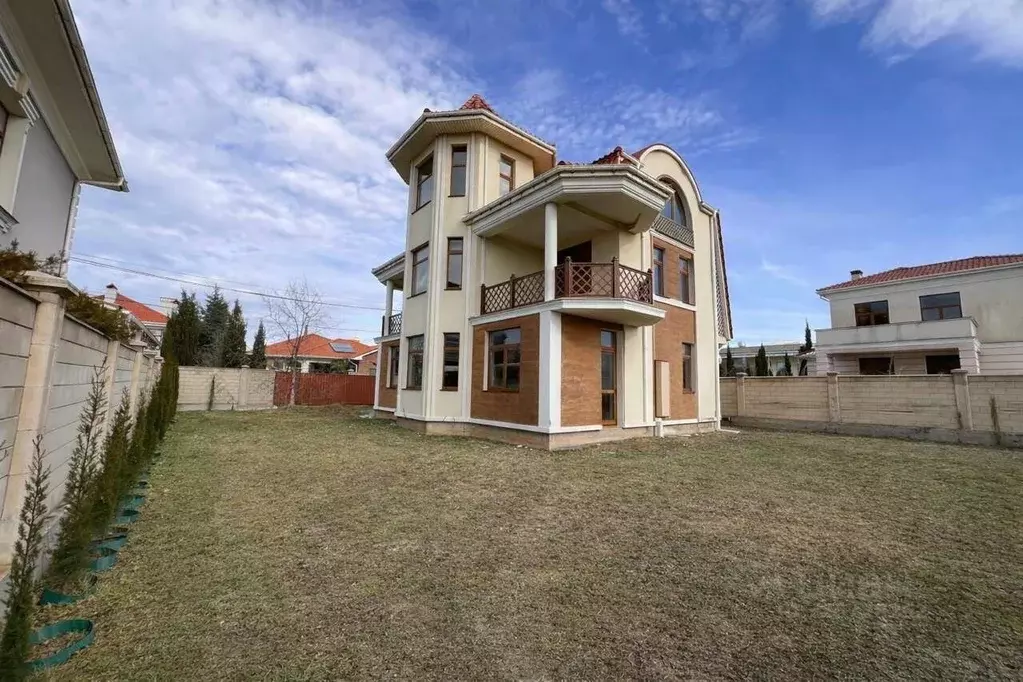 Дом в Севастополь наб. Андрея Первозванного (291 м) - Фото 1