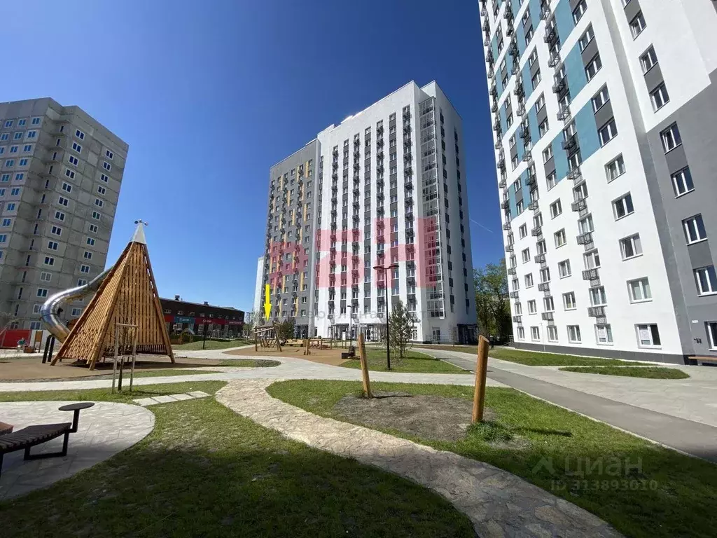 Торговая площадь в Свердловская область, Екатеринбург ул. 40-летия ... - Фото 1