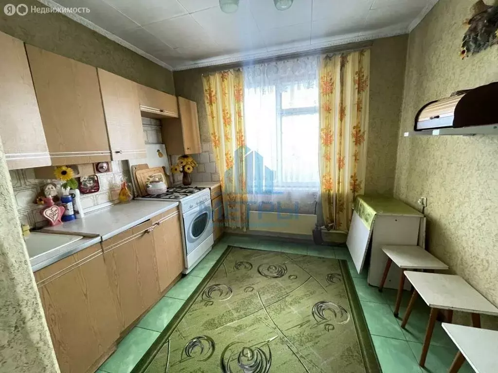 3-комнатная квартира: Абинск, улица Красных Таманцев, 30 (66 м) - Фото 1