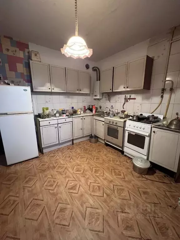 2-к кв. Новгородская область, Старая Русса ул. Введенская, 7Б (62.0 м) - Фото 0