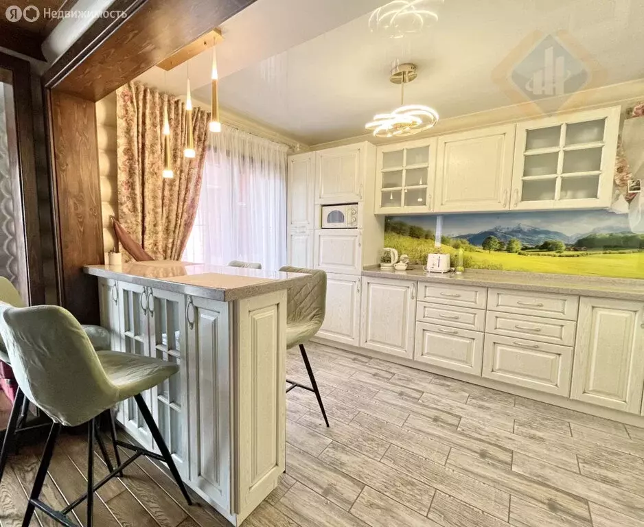 Дом в Находка, улица Седова, 82 (398.2 м) - Фото 0