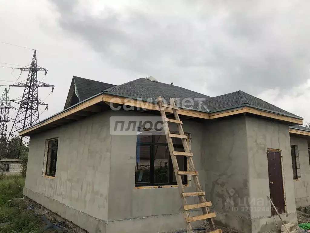 Дом в Курская область, Курск Цыганский Бугор кв-л,  (130 м) - Фото 1