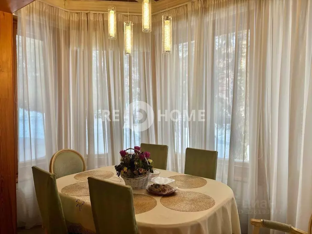 Дом в Пермский край, Пермь ул. 5-я Линия, 33 (181 м) - Фото 1