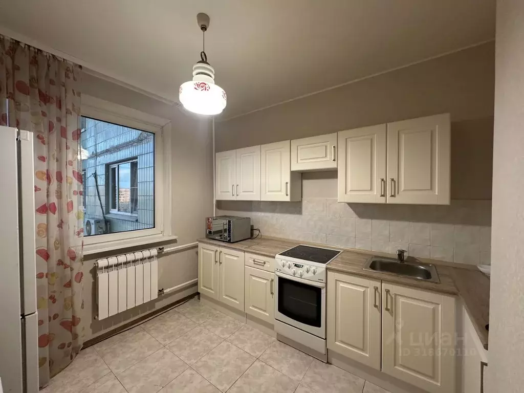3-к кв. Москва ул. 800-летия Москвы, 1К4 (70.0 м) - Фото 0