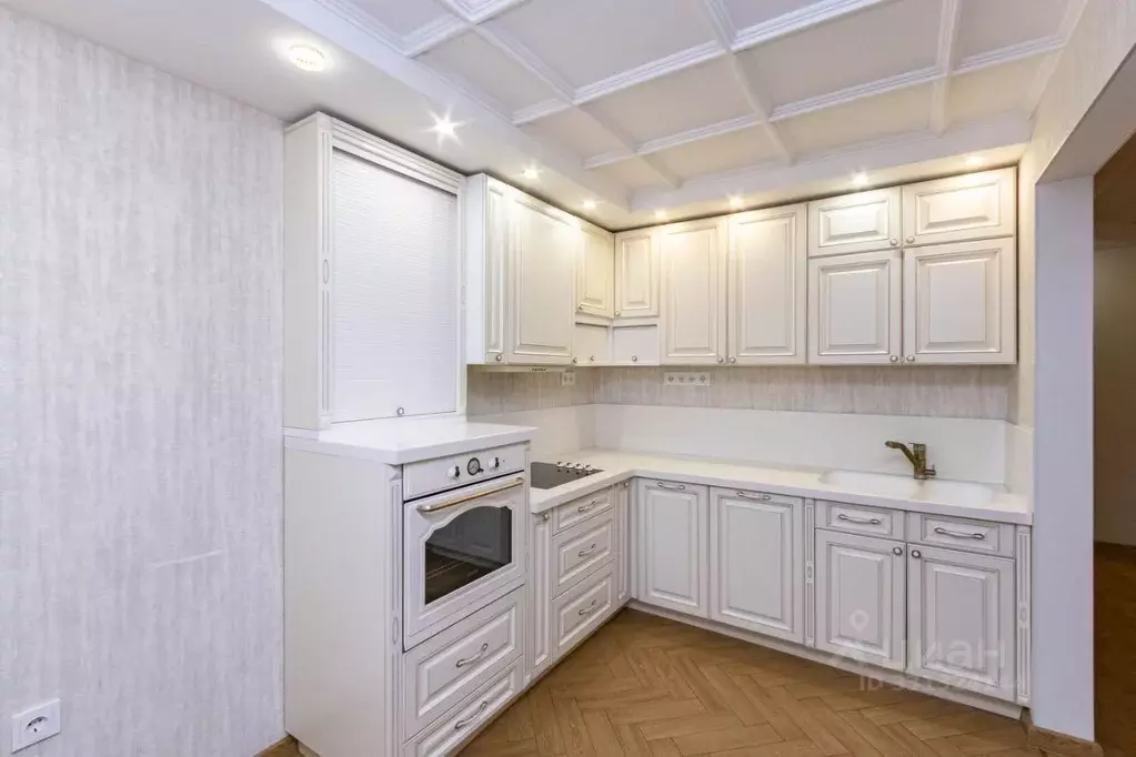 3-к кв. Тюменская область, Тюмень ул. Салтыкова-Щедрина, 59 (80.0 м) - Фото 2