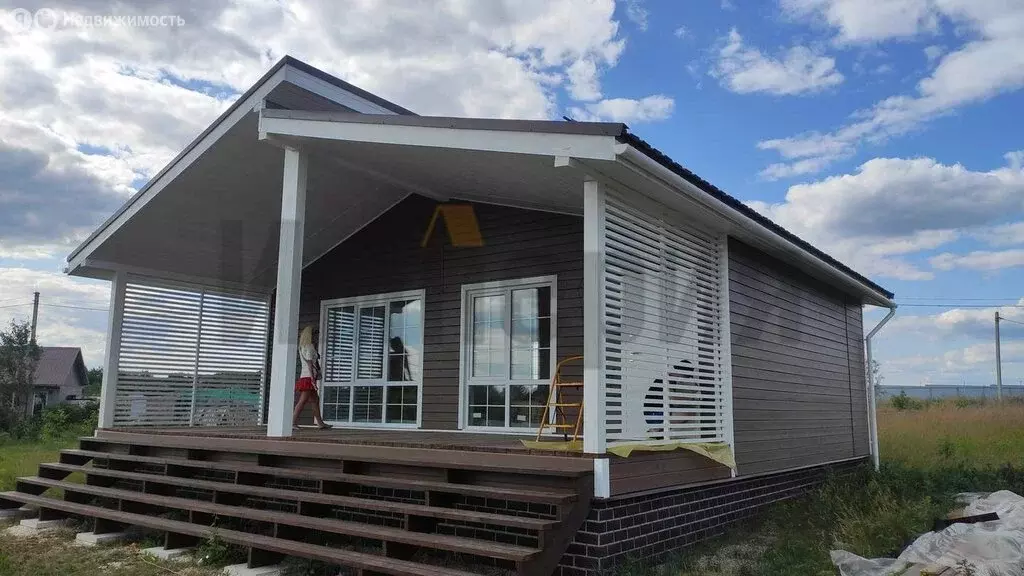 Дом в Саратов, улица Волжский Берег (90 м) - Фото 1