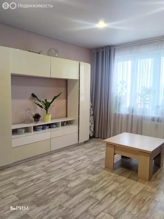 3-комнатная квартира: Череповец, улица Максима Горького, 5 (84.5 м) - Фото 2