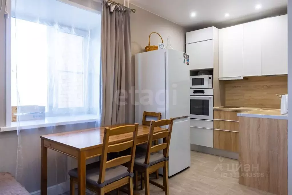 2-к кв. Хабаровский край, Хабаровск Совхозная ул., 35/1Б (54.5 м) - Фото 1