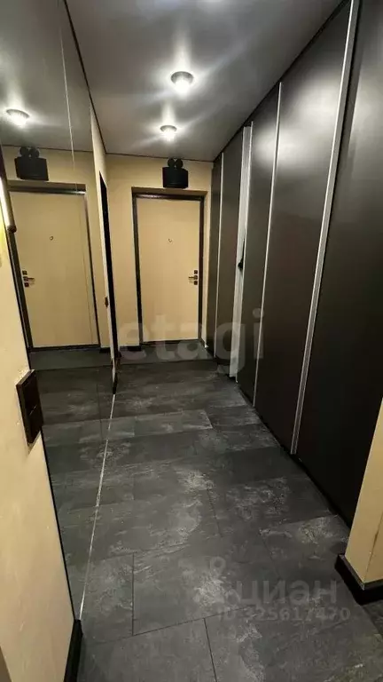 3-к кв. Свердловская область, Екатеринбург ул. Готвальда, 24/4 (81.2 ... - Фото 2