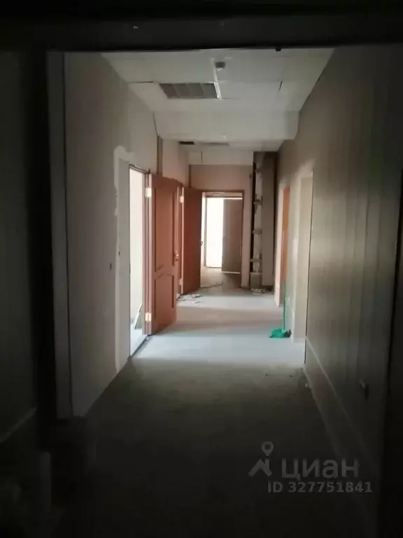 Помещение свободного назначения в Коми, Воркута Парковая ул., 52 (471 ... - Фото 1