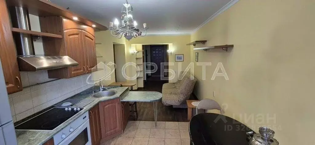 2-к кв. Тюменская область, Тюмень Харьковская ул., 57к2 (66.2 м) - Фото 1