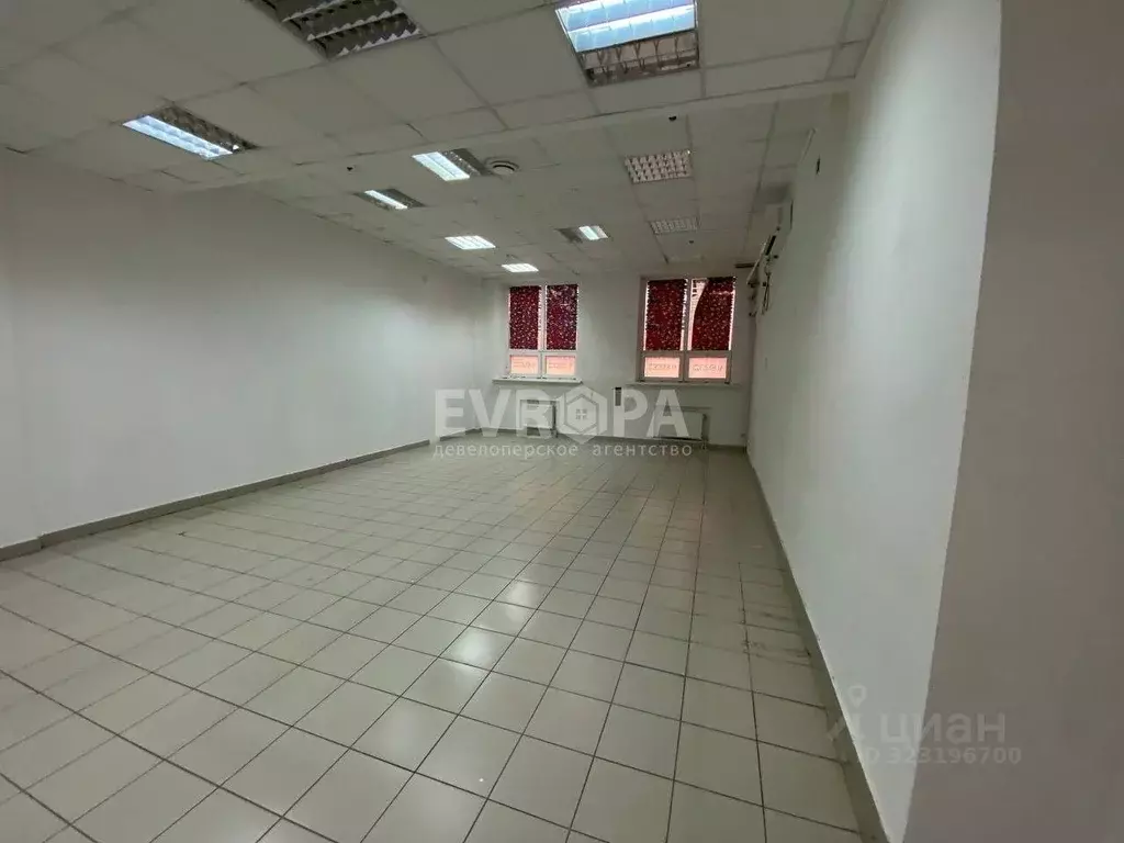 Торговая площадь в Ульяновская область, Ульяновск ул. Карла Маркса, ... - Фото 2