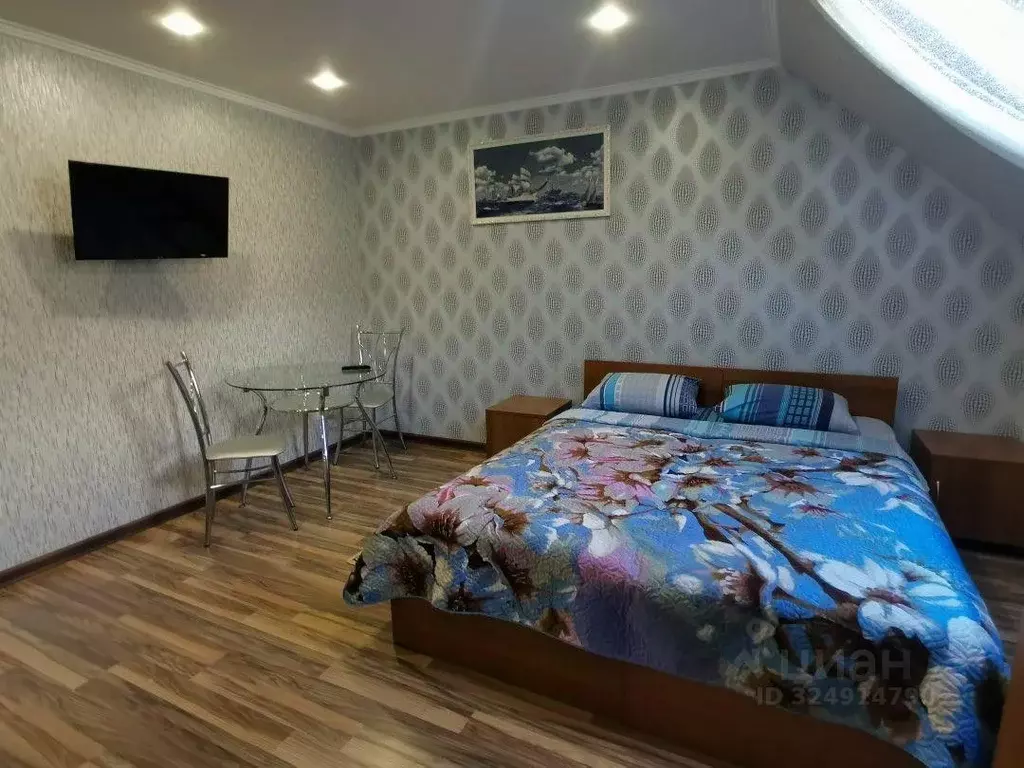 Комната Краснодарский край, Геленджик ул. Череватенко, 14 (20.0 м) - Фото 1