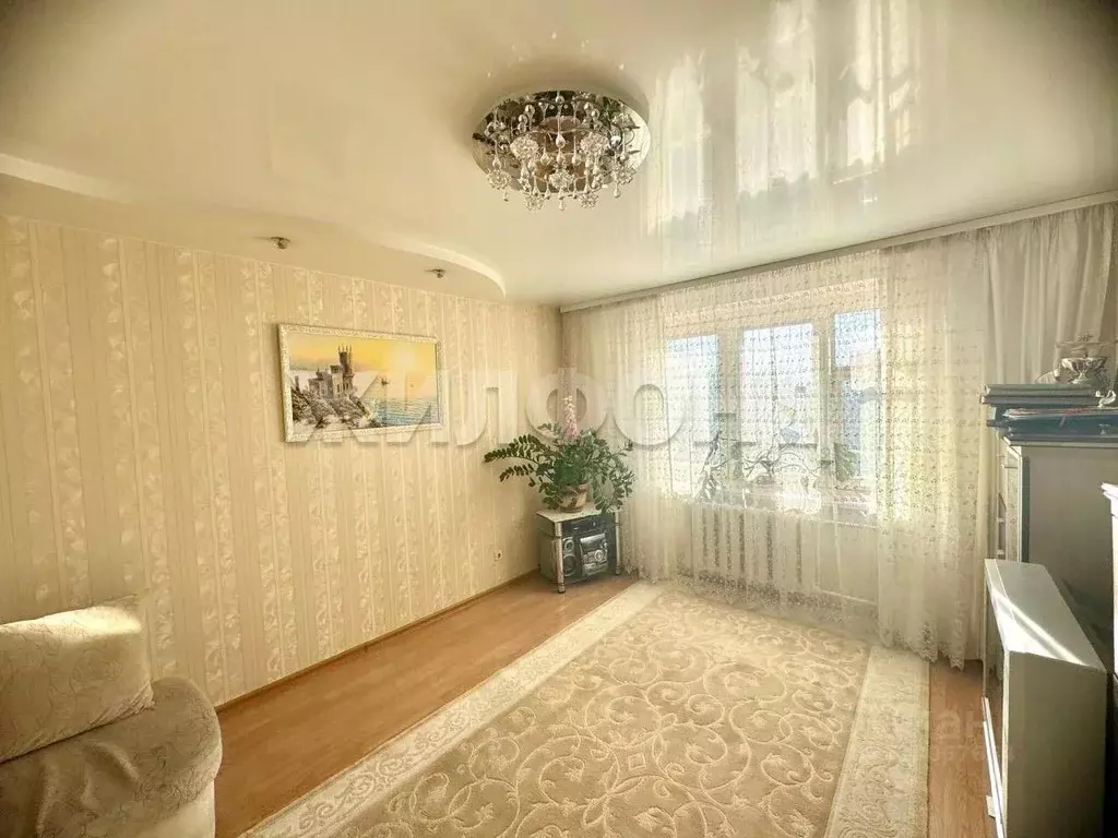 3-к кв. Томская область, Томск просп. Ленина, 180 (76.7 м) - Фото 1