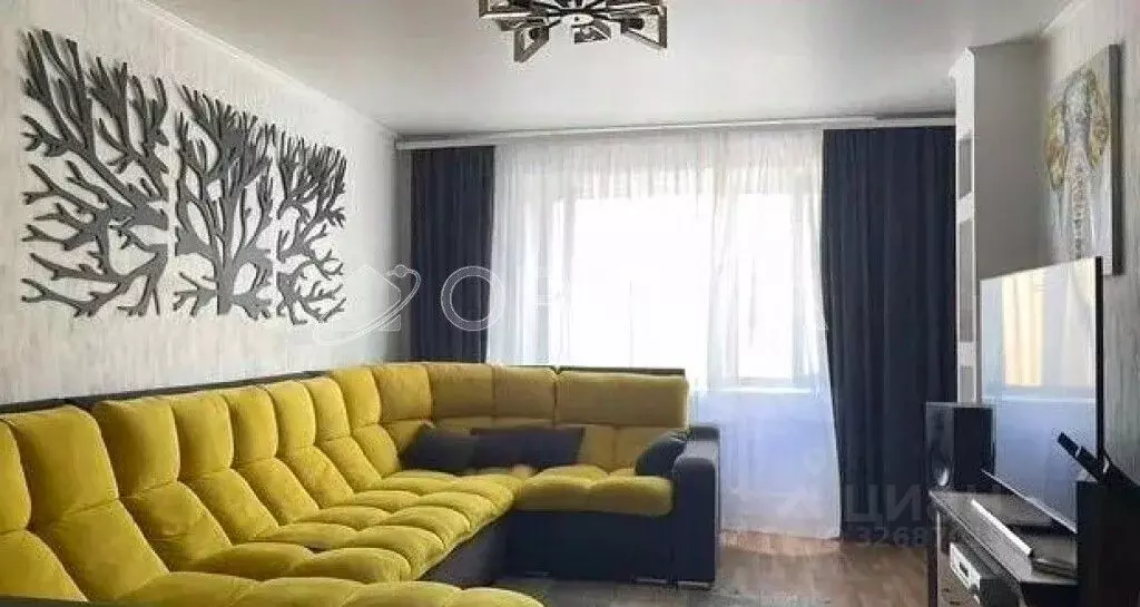 3-к кв. Тюменская область, Тюмень ул. Пермякова, 67 (101.2 м) - Фото 0