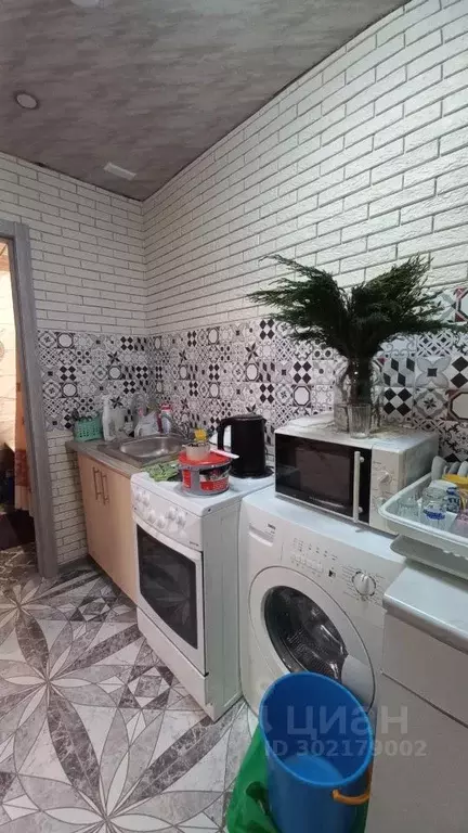Комната Омская область, Омск ул. Дмитриева, 5/3 - Фото 0