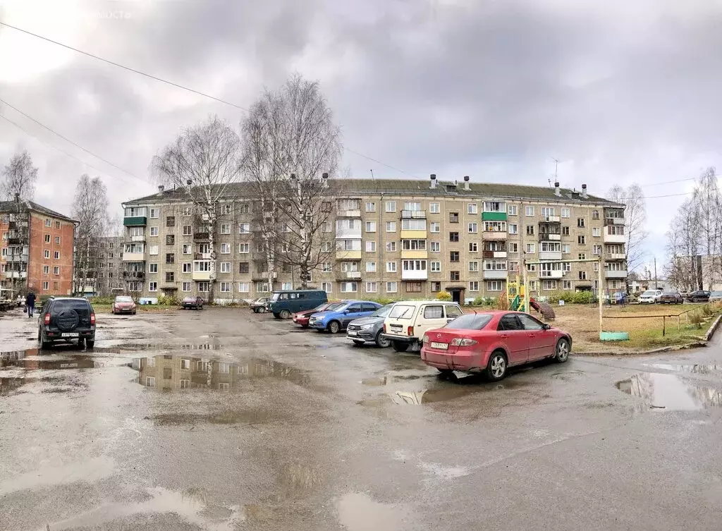 3-комнатная квартира: Киров, микрорайон Коминтерновский, улица Павла ... - Фото 1