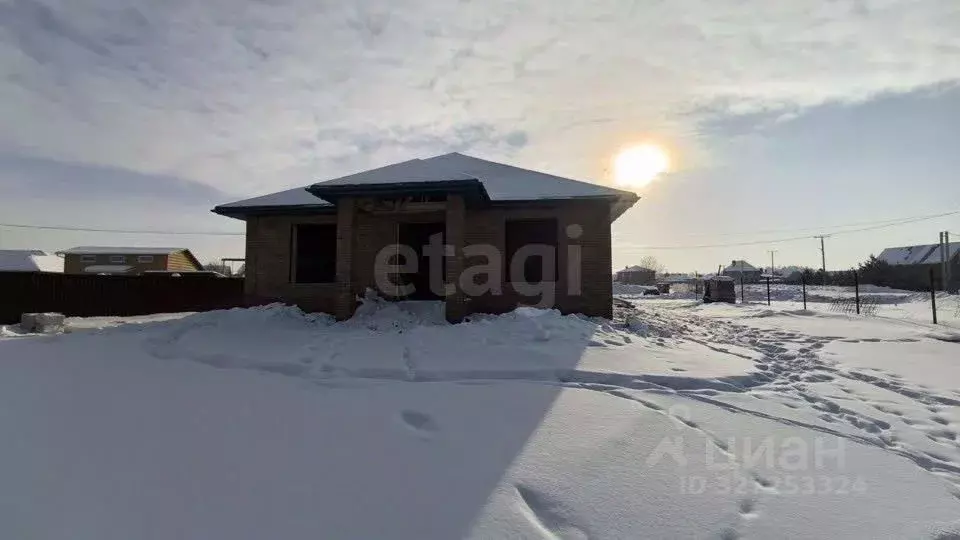 Участок в Татарстан, Тукаевский район, Малошильнинское с/пос, с. ... - Фото 1