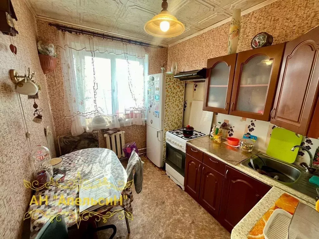 2-к кв. Ленинградская область, Тихвин 6-й мкр, 2 (42.0 м) - Фото 1