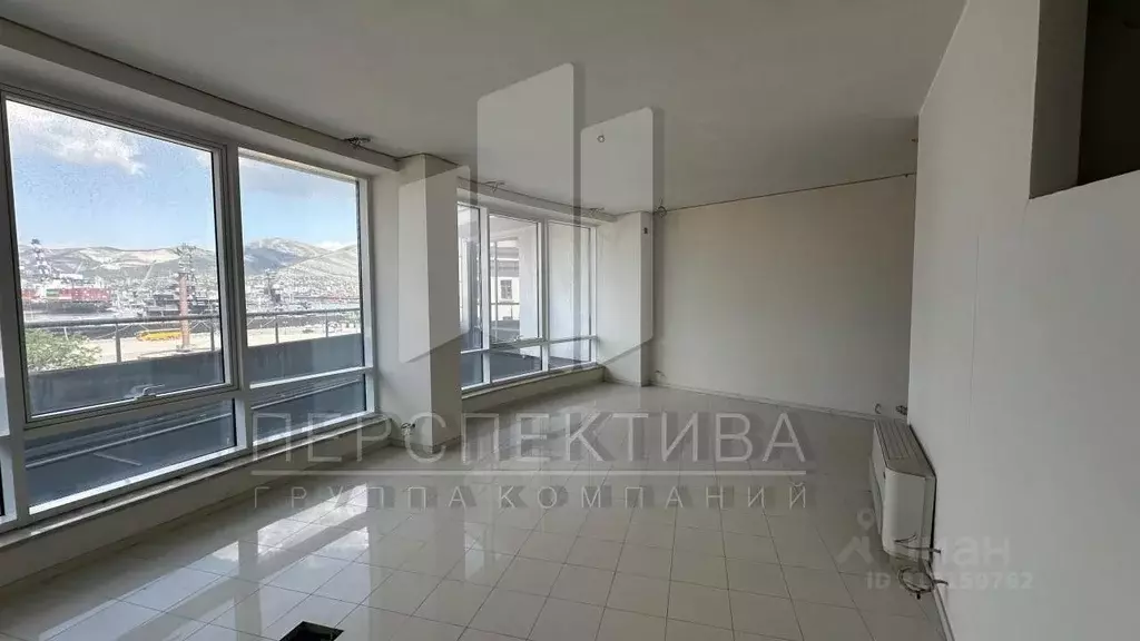 Офис в Краснодарский край, Новороссийск наб. Адмирала Серебрякова, 7 ... - Фото 1