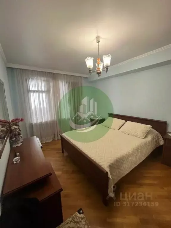 4-к кв. Ставропольский край, Ессентуки Вокзальная ул., 35А (98.0 м) - Фото 0