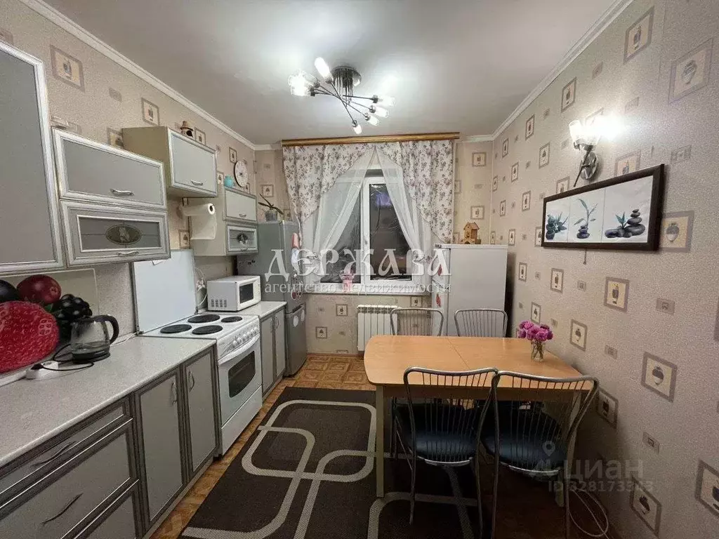 3-к кв. Белгородская область, Старый Оскол Северный мкр, 30 (63.4 м) - Фото 1