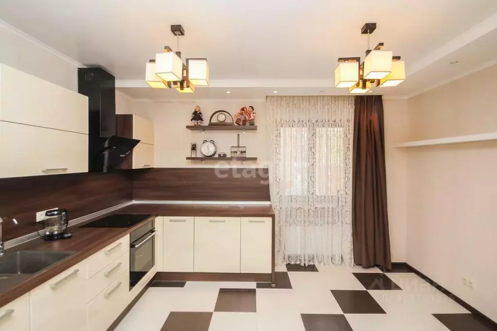 1-к кв. Тюменская область, Тюмень Солнечный проезд, 7 (58.8 м) - Фото 1