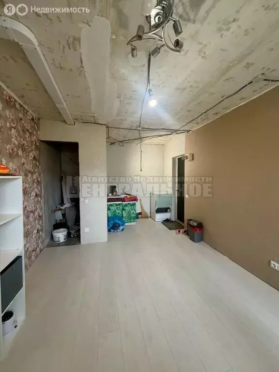 1к в 4-комнатной квартире (17.5 м) - Фото 2
