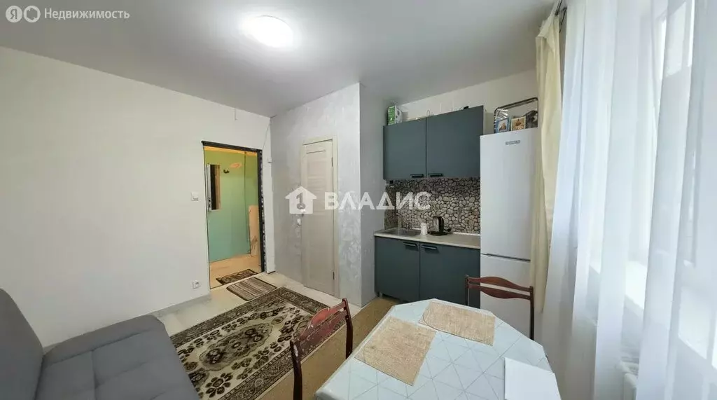 1к в 3-комнатной квартире (13 м) - Фото 2