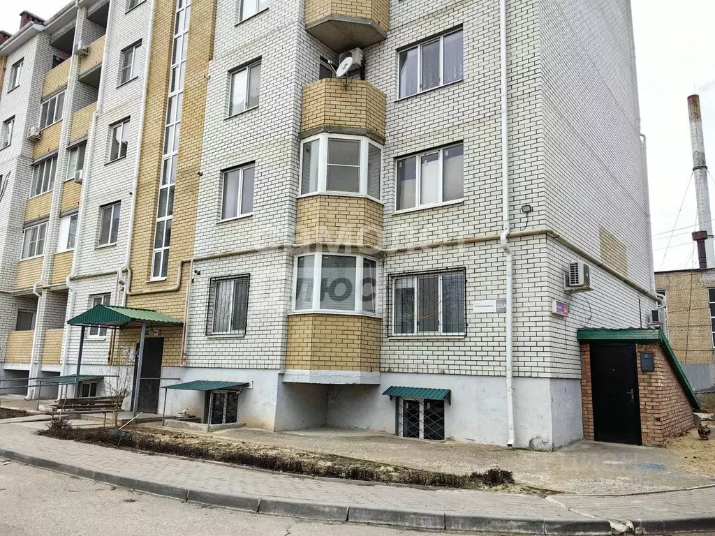 Офис в Калмыкия, Элиста 1-й мкр, 35А (180 м) - Фото 1