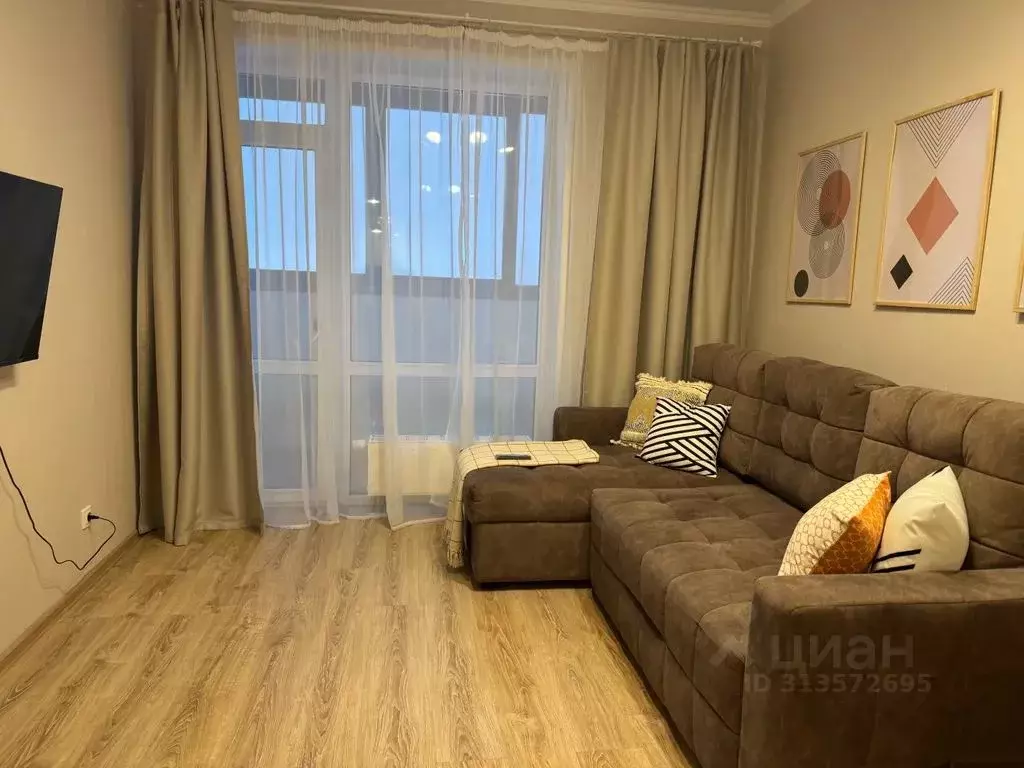 1-к кв. Пермский край, Пермь ул. Фридриха Энгельса, 27 (56.0 м) - Фото 2