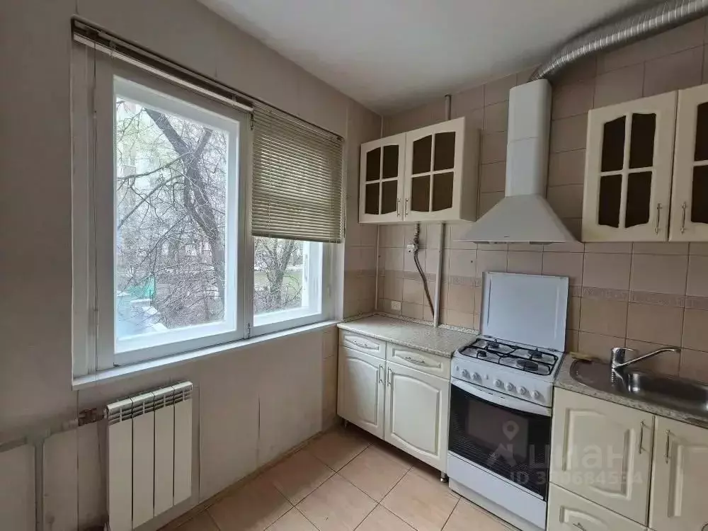 2-к кв. Белгородская область, Белгород ул. 5 Августа, 40 (45.0 м) - Фото 2