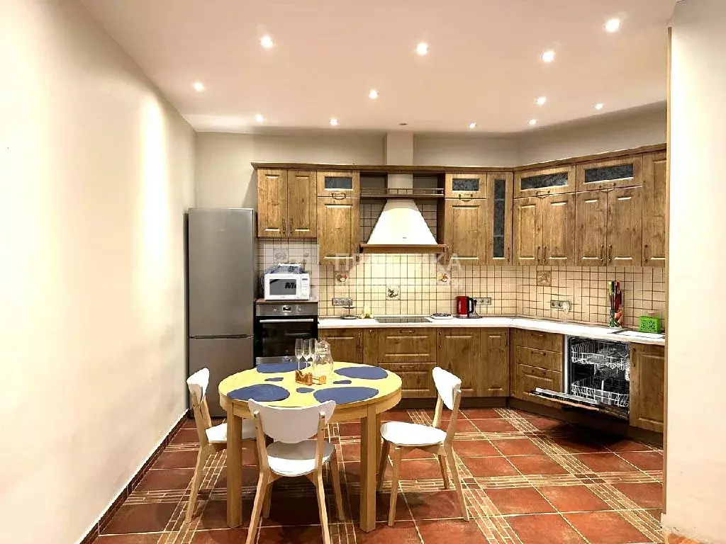 Продается 2-комнатная квартира - Фото 1