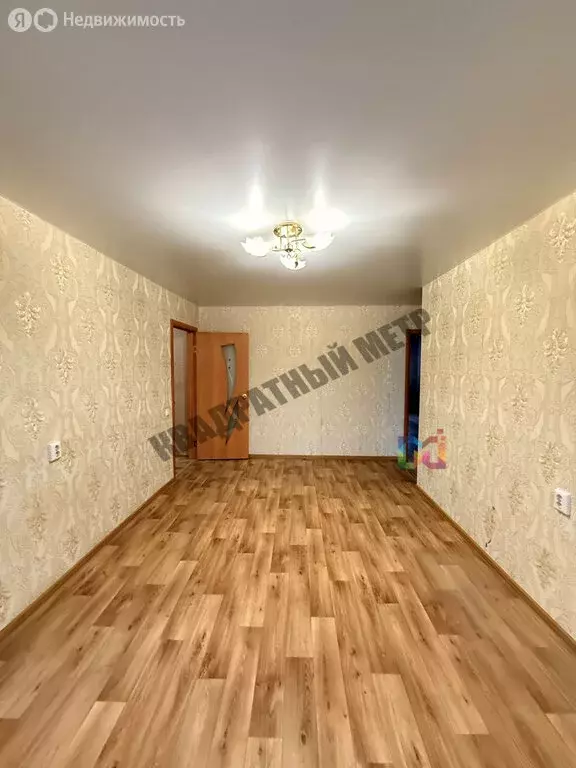 3-комнатная квартира: Элиста, улица Ю. Клыкова, 136 (57.1 м) - Фото 1