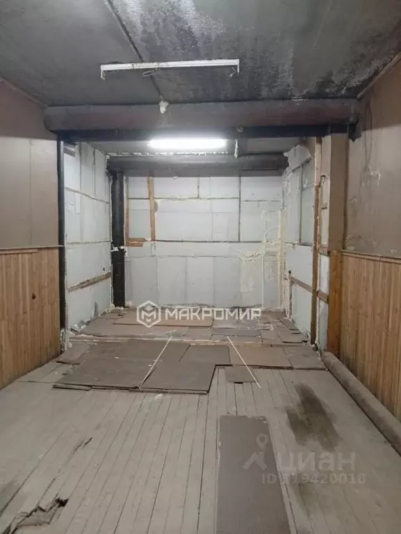 Гараж в Ханты-Мансийский АО, Сургут ул. Сергея Безверхова, 2с2 (48 м) - Фото 1