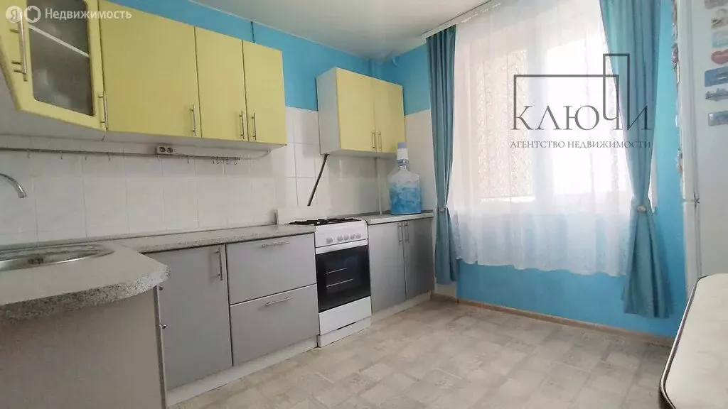 3-комнатная квартира: Магнитогорск, улица Советской Армии, 51 (67.4 м) - Фото 0