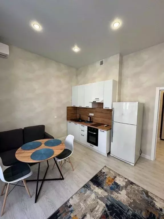 Студия Краснодарский край, Краснодар проезд Репина, 42 (29.0 м) - Фото 1