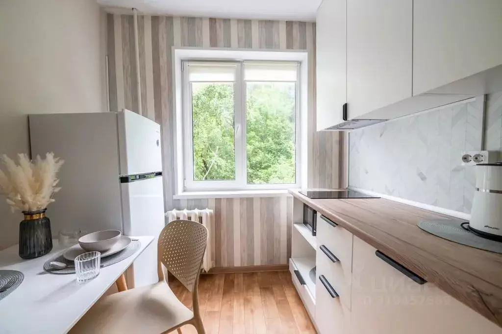 2-к кв. Приморский край, Владивосток Хабаровская ул., 2 (55.0 м) - Фото 0