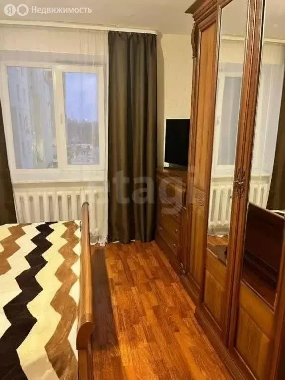 2-комнатная квартира: Омск, улица Николая Кузнецова, 6А (49 м) - Фото 2