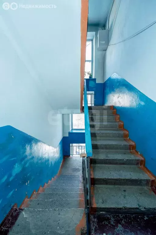 2-комнатная квартира: Бийск, улица имени Героя Советского Союза ... - Фото 2