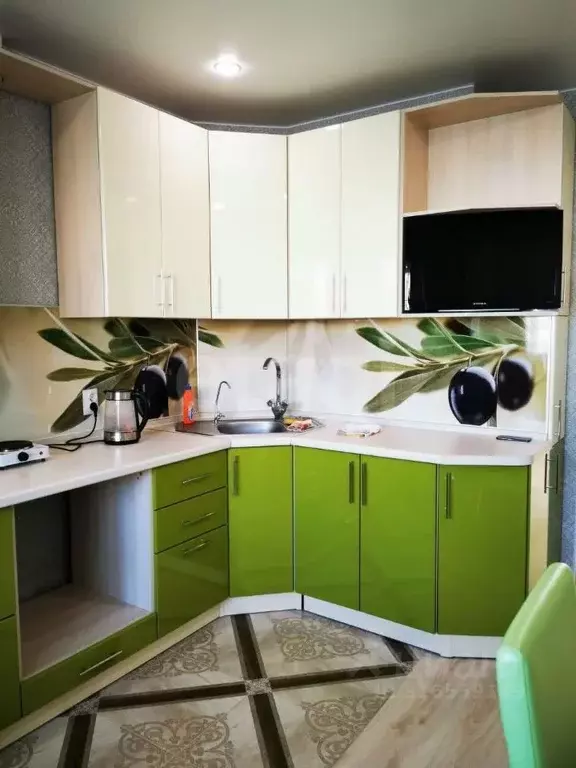 3-к кв. Ханты-Мансийский АО, Нягань 4-й мкр, 13 (80.4 м) - Фото 1