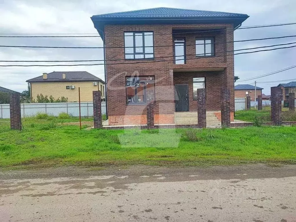 Дом в Краснодарский край, Краснодар ул. Писателя В.П. Неподобы, 55 ... - Фото 1