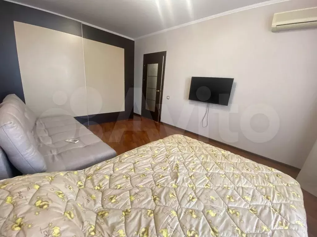 Комната 17 м в 3-к., 8/9 эт. - Фото 0