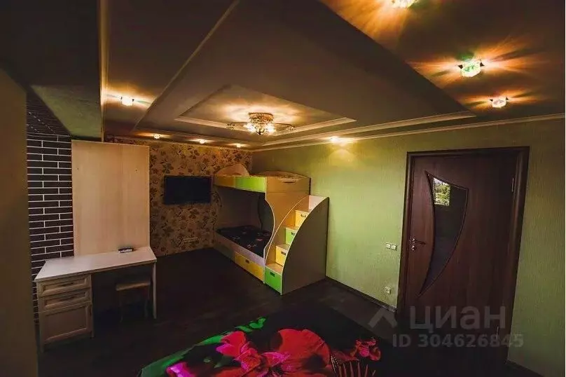 1-к кв. Крым, Алушта ул. Октябрьская, 33 (40.0 м) - Фото 2